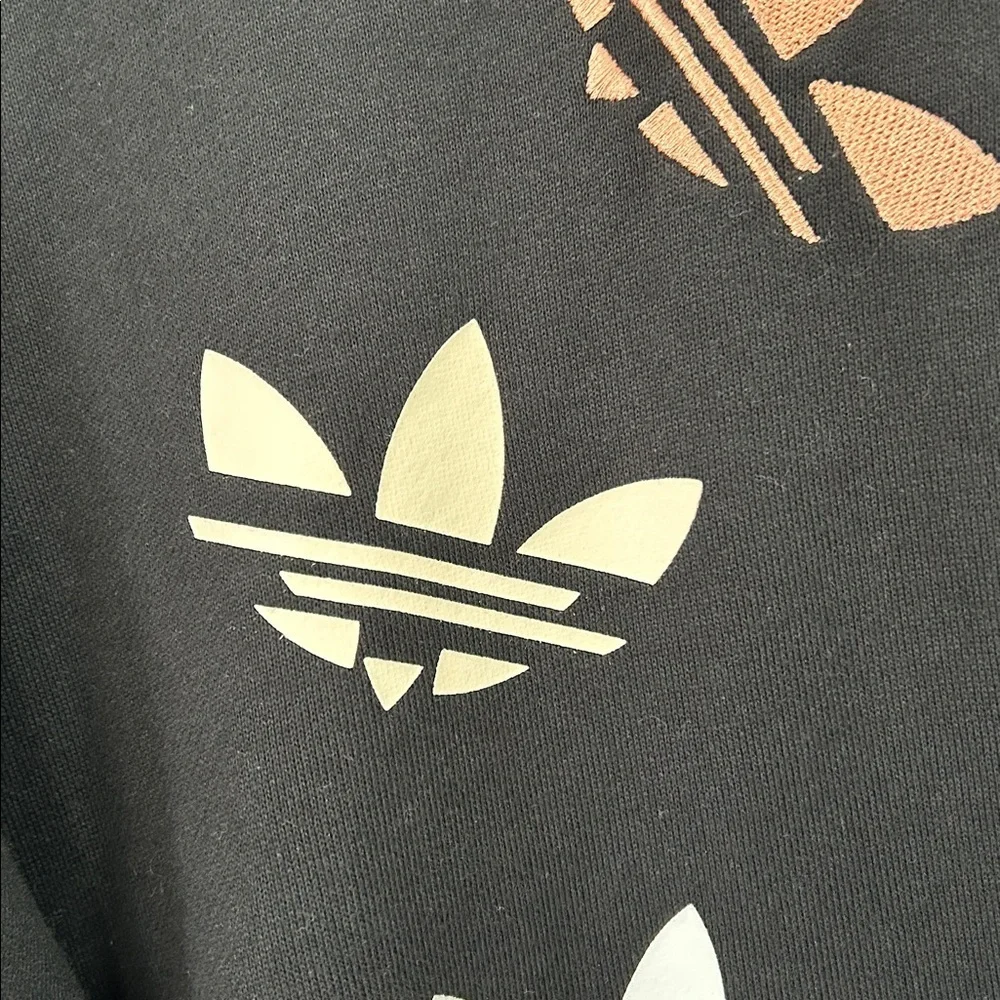 Adidas Adicolor Shattered Trefoil Embroidered Logo Black Hoodie - Large
